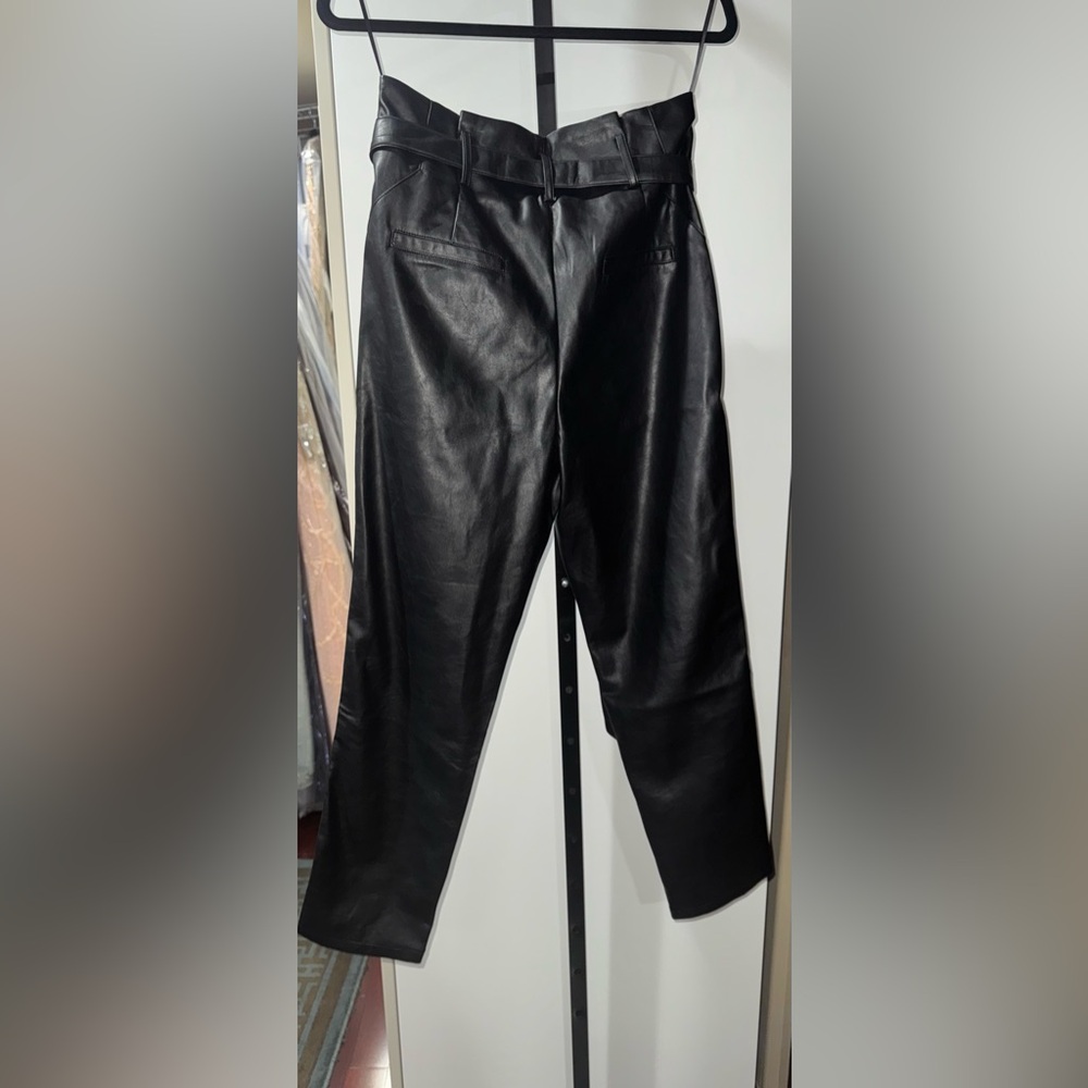 NWT- Lucy Paris Black Cropped Paperbag Pants - Picture 10 of 11
